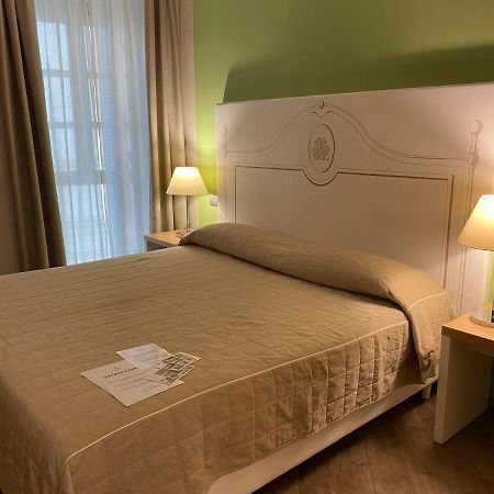 Hotel Monteverde Acqui Terme Esterno foto